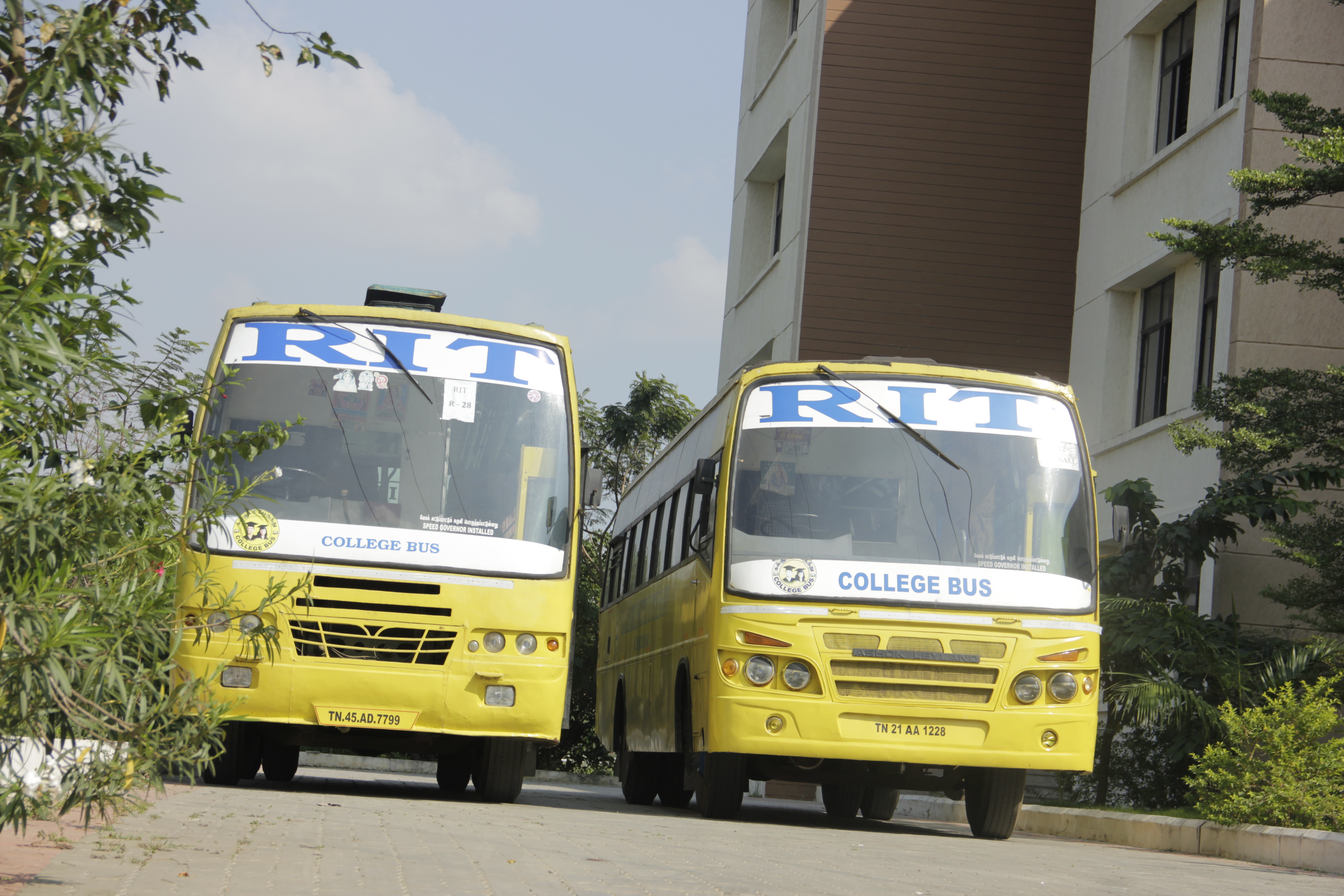 Rajalakshmi Institute of Technology Transport Facility