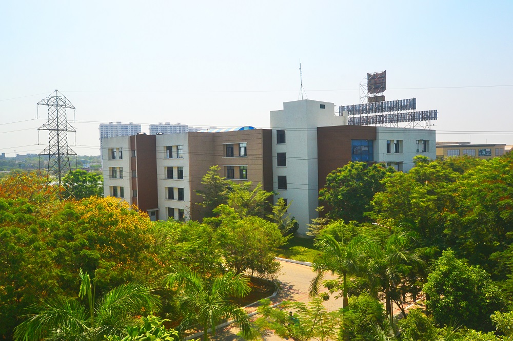 Rajalakshmi Institute of Technology Campus View(1)