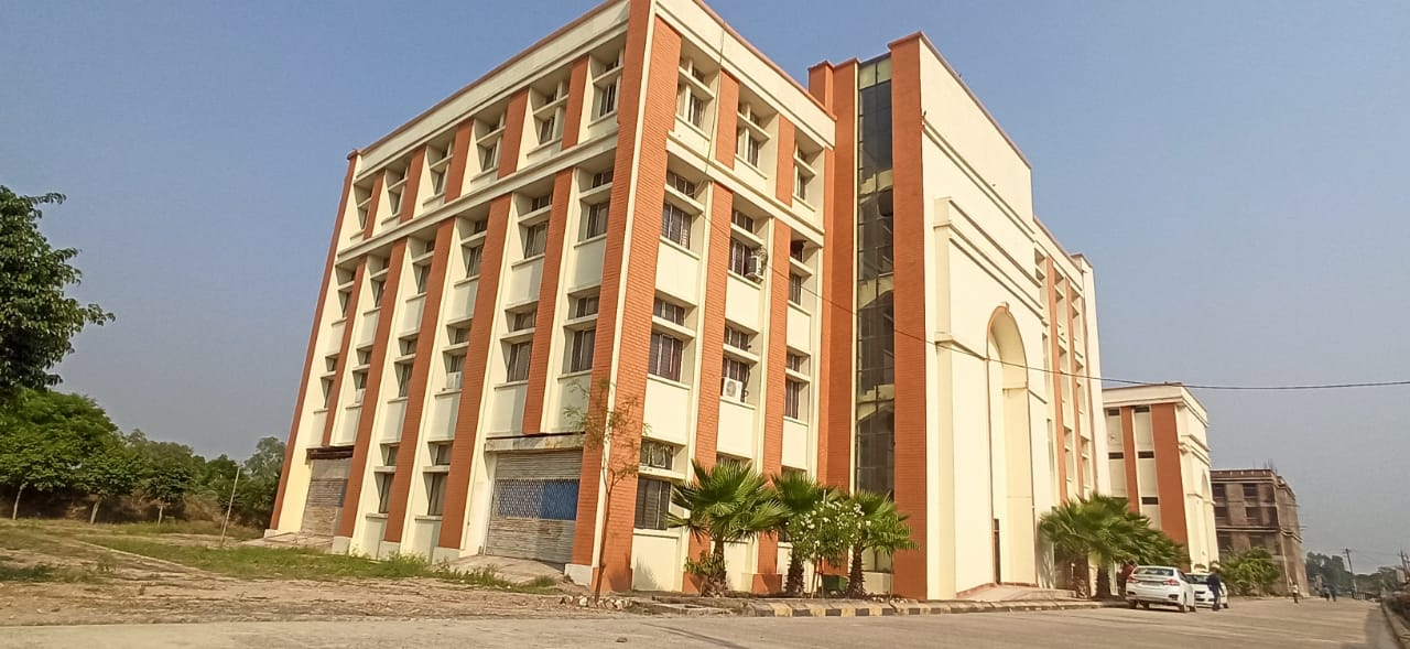 REC Campus Building(2)