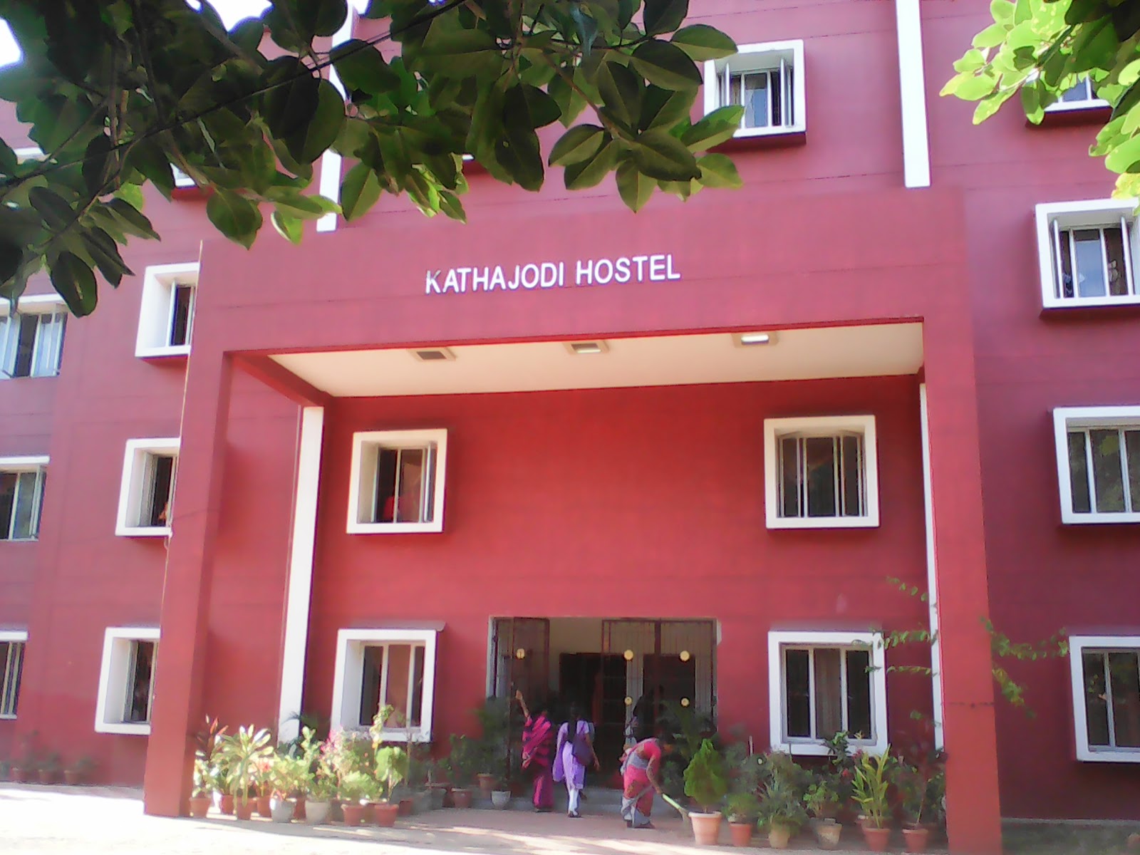 Ravenshaw University Cuttack Hostel Building(1)
