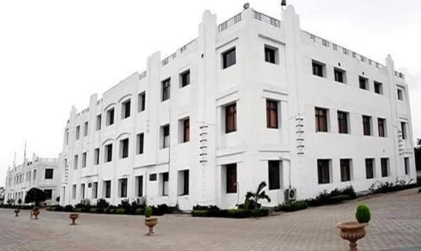 Renaissance University Campus Building(2)