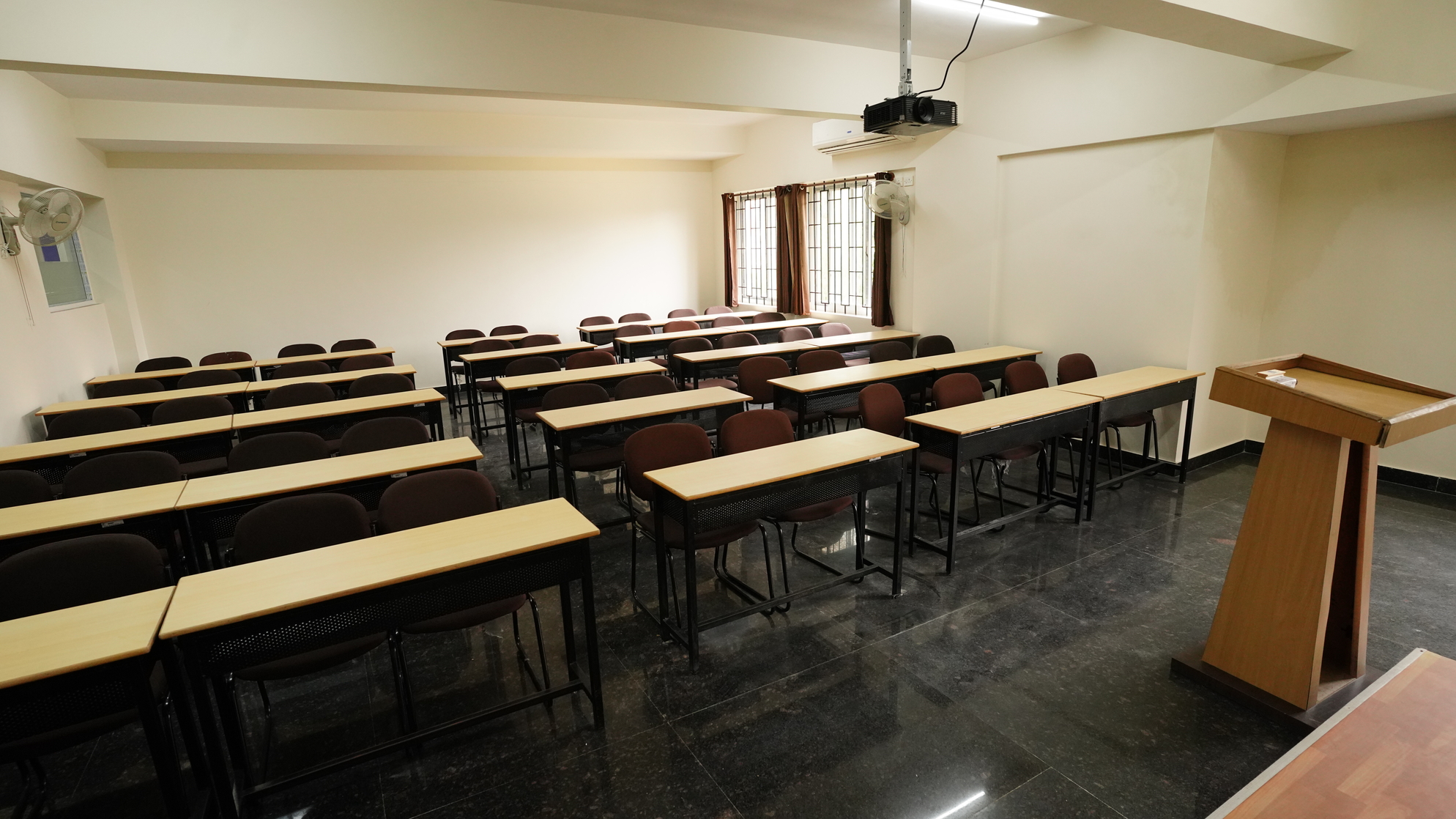 RILS - Ramaiah Institute of Legal Studies Classroom(2)