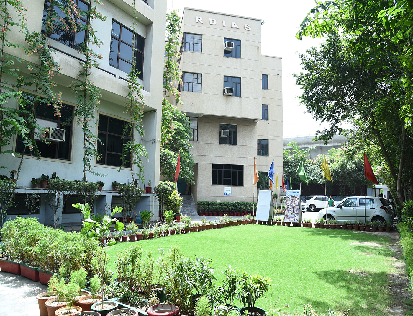 RDIAS Campus Building(2)