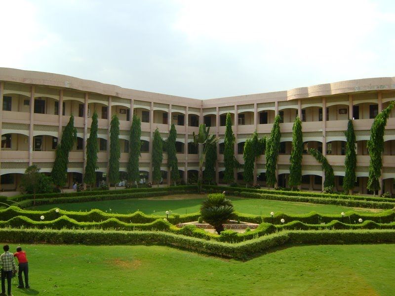 Rungta College of Engineering and Technology Campus View(5)
