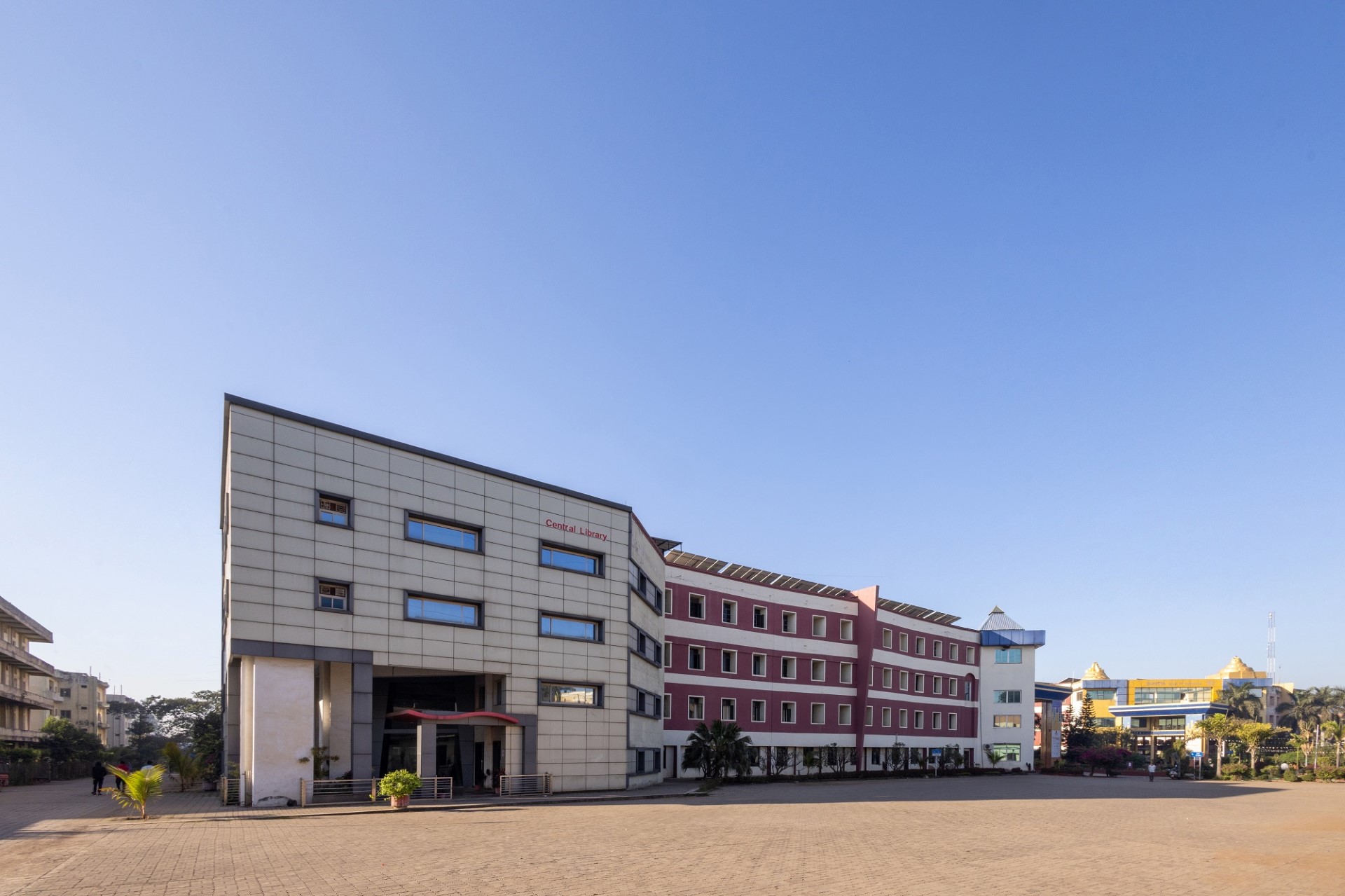 Rungta College of Engineering and Technology Campus Building(1)