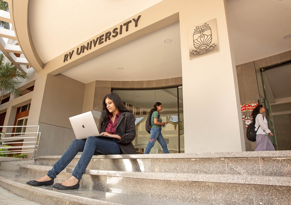 RV University Entrance(1)
