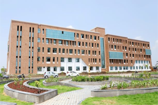 SAGE University, Bhopal powered by Seekho Campus Building(1)