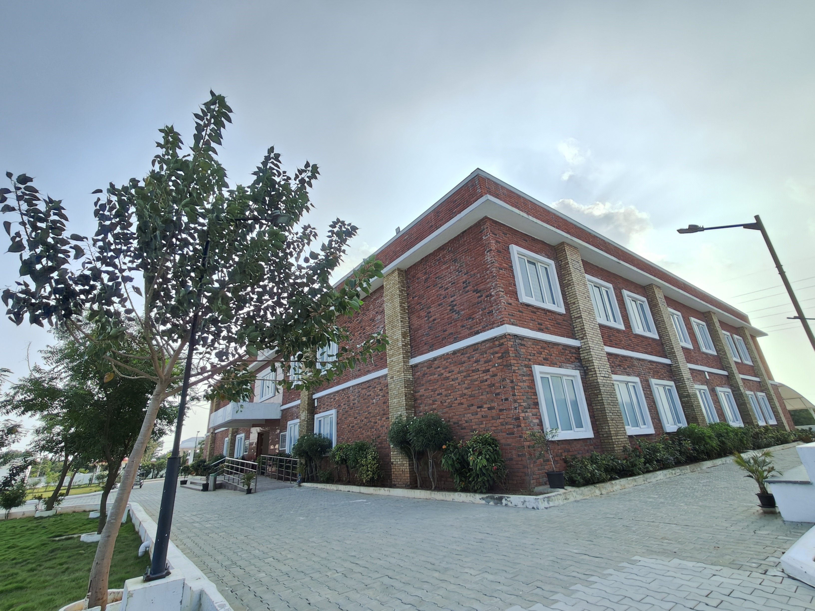 Sai University Chennai Campus Building(3)
