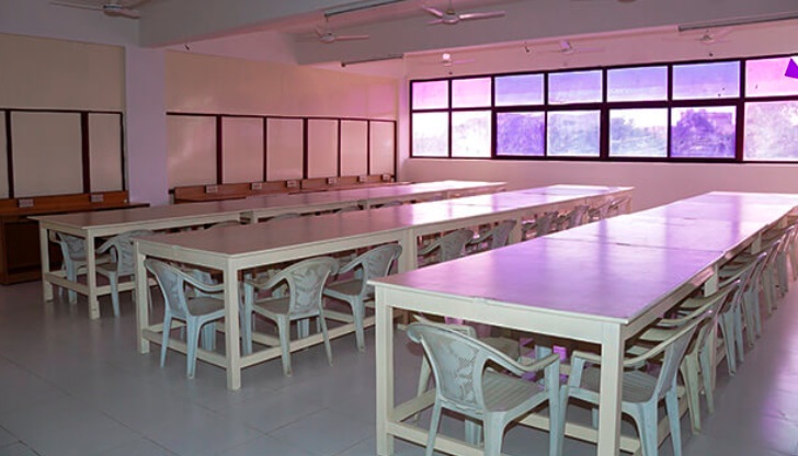 Sankalchand Patel University Reading Room