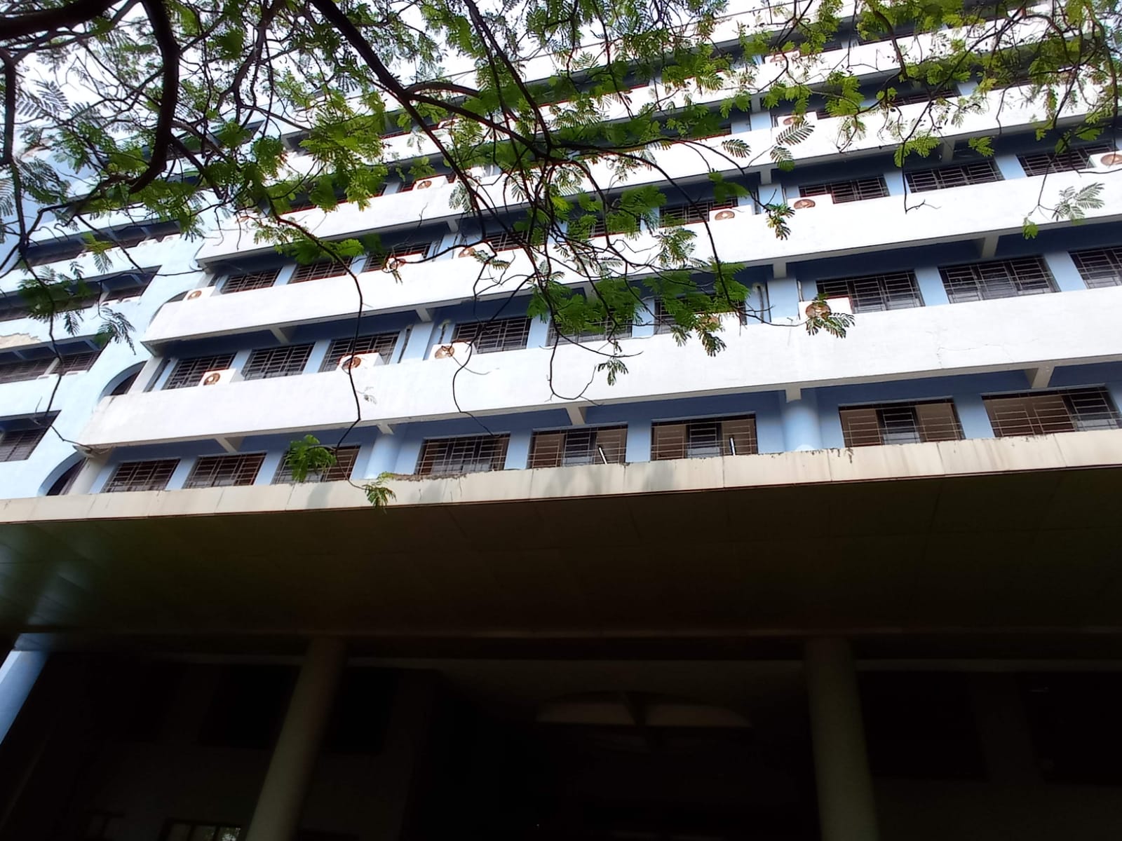 SPIT Campus Building(2)
