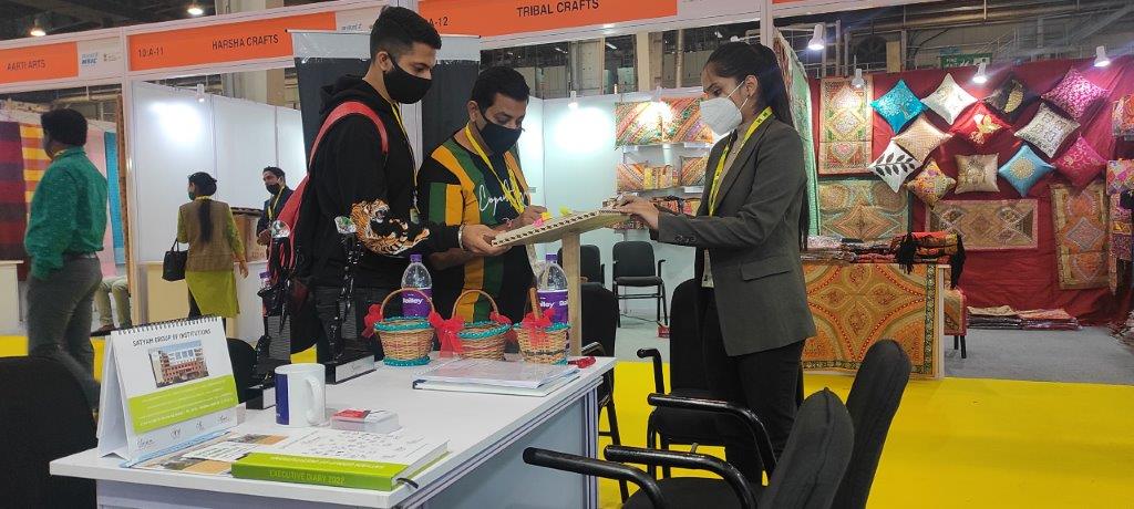 Satyam Fashion Institute Exhibitions(1)