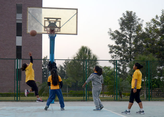 Shivalik College of Engineering Sports Facility(1)