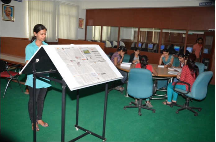 School of Engineering and Technology Reading Room(2)