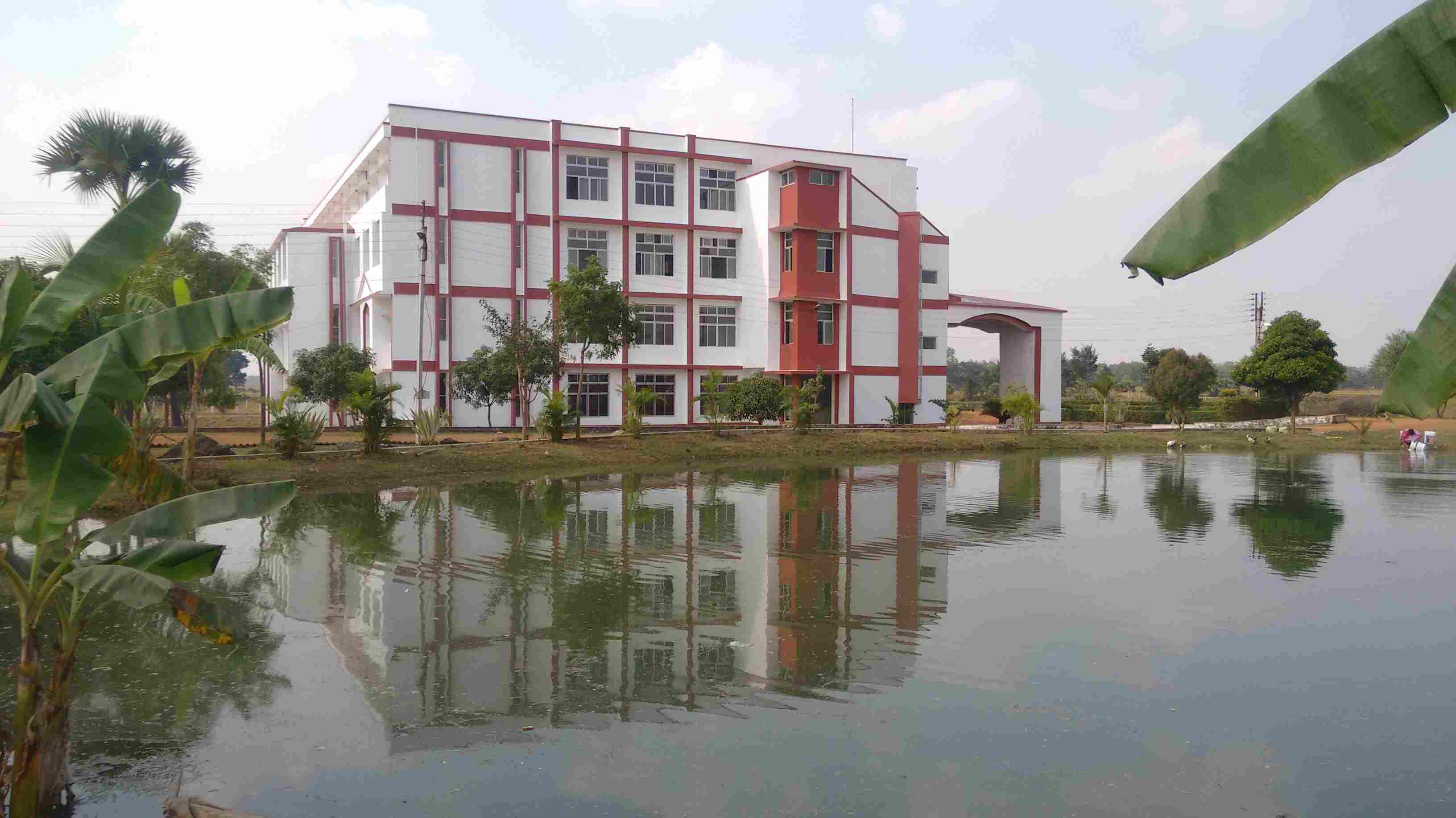 Seacom Skills University Campus Building(3)
