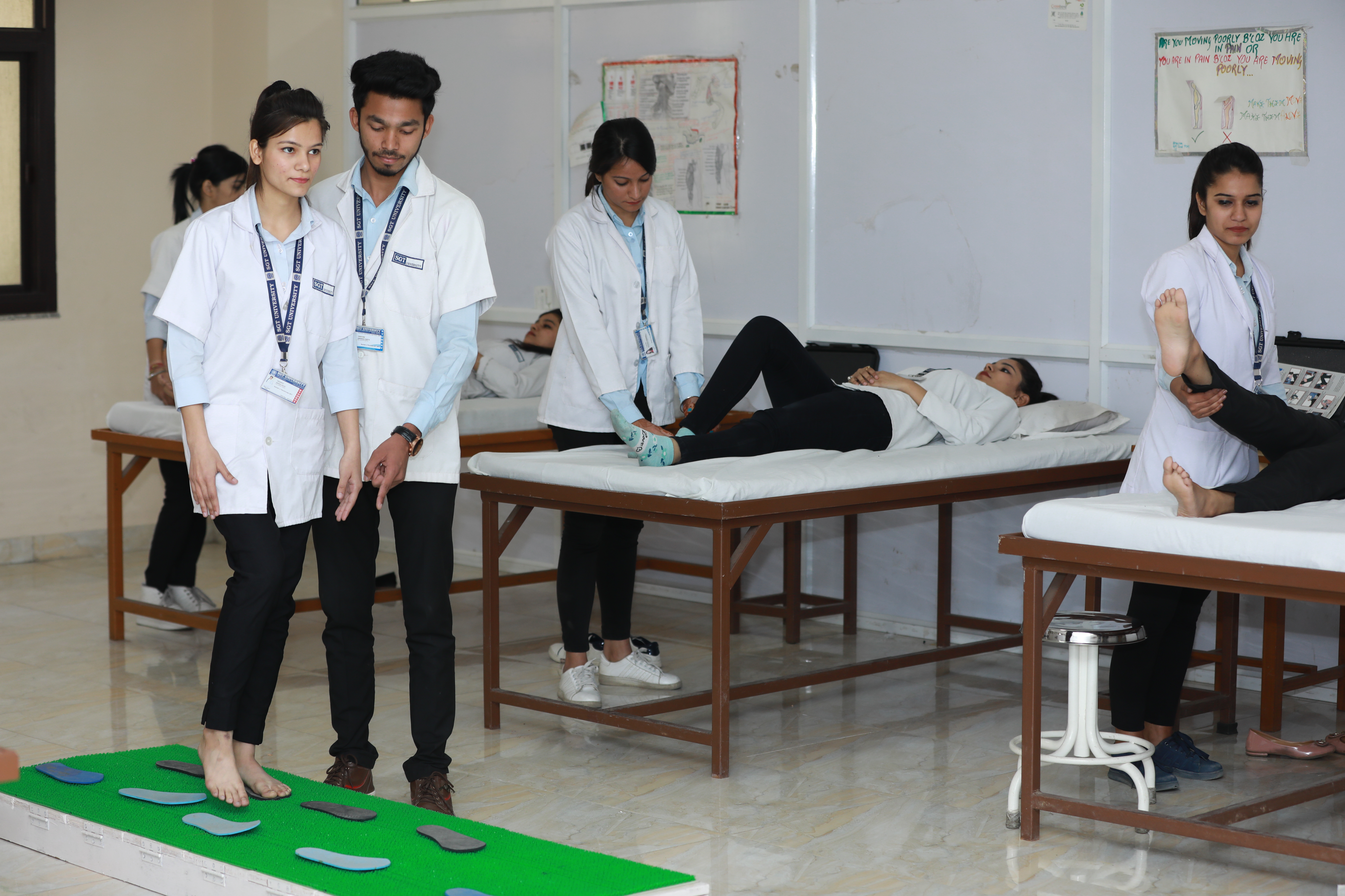 SGT University Labs(11)