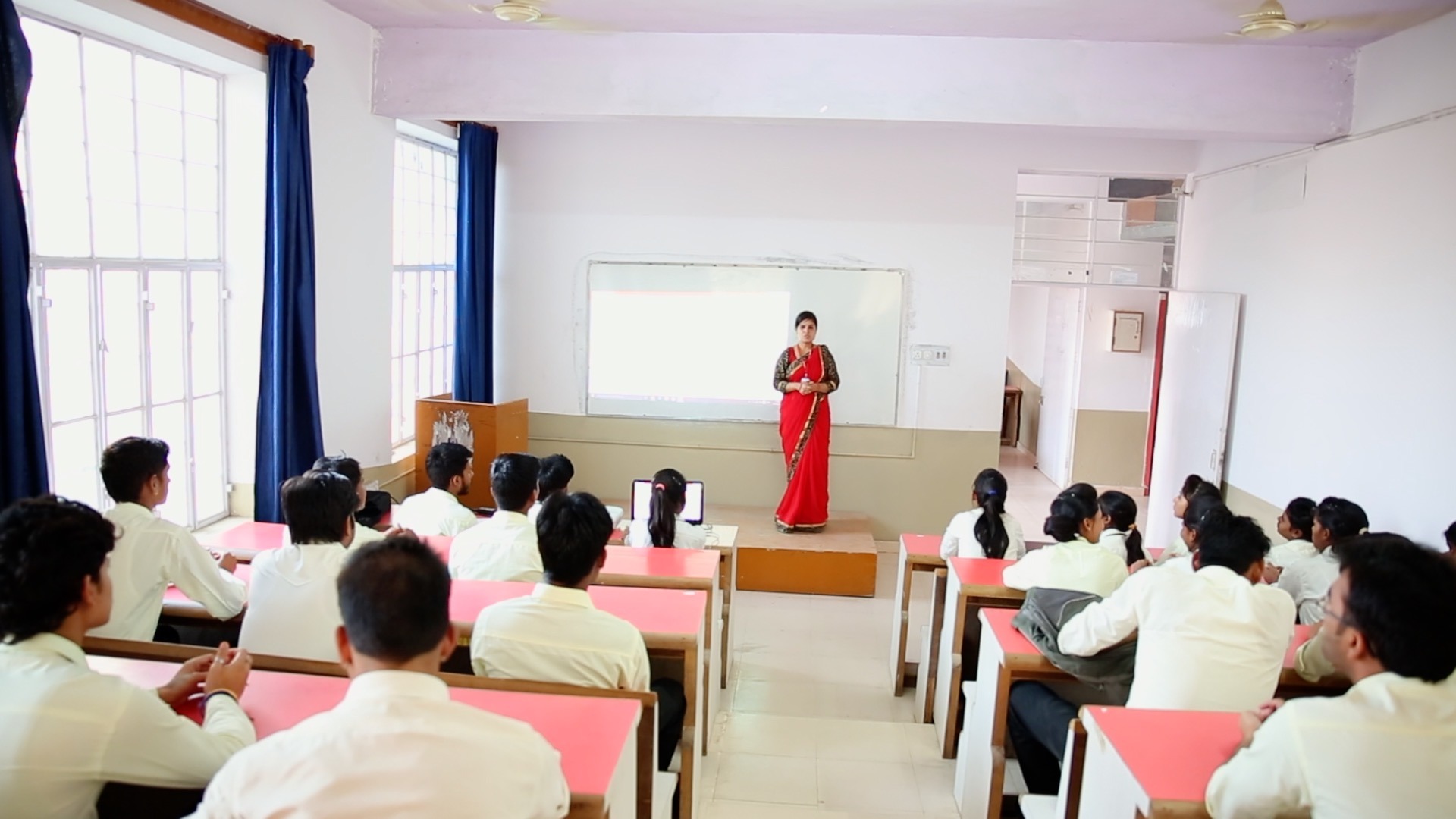 Shekhawati Group of Institutions Classroom