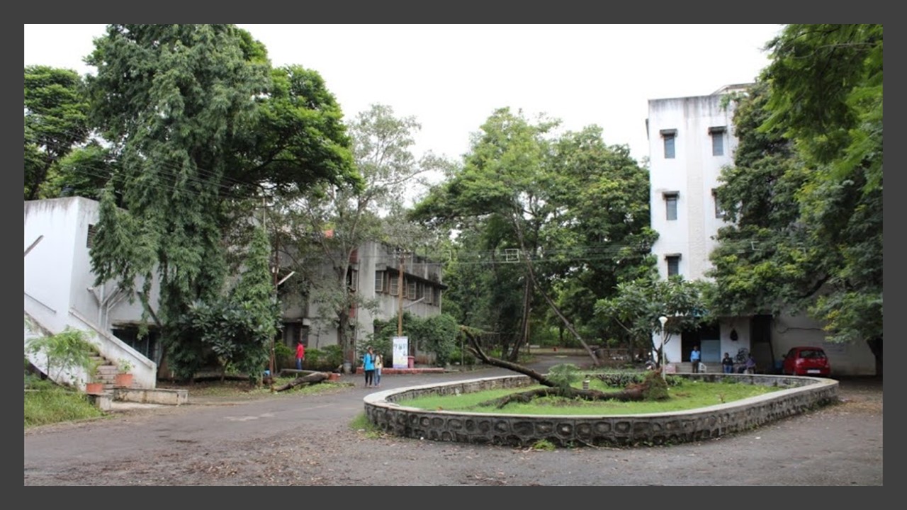 SNDT Women's University Campus View