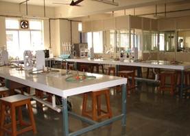 Sinhgad Institute of Pharmacy Labs(3)