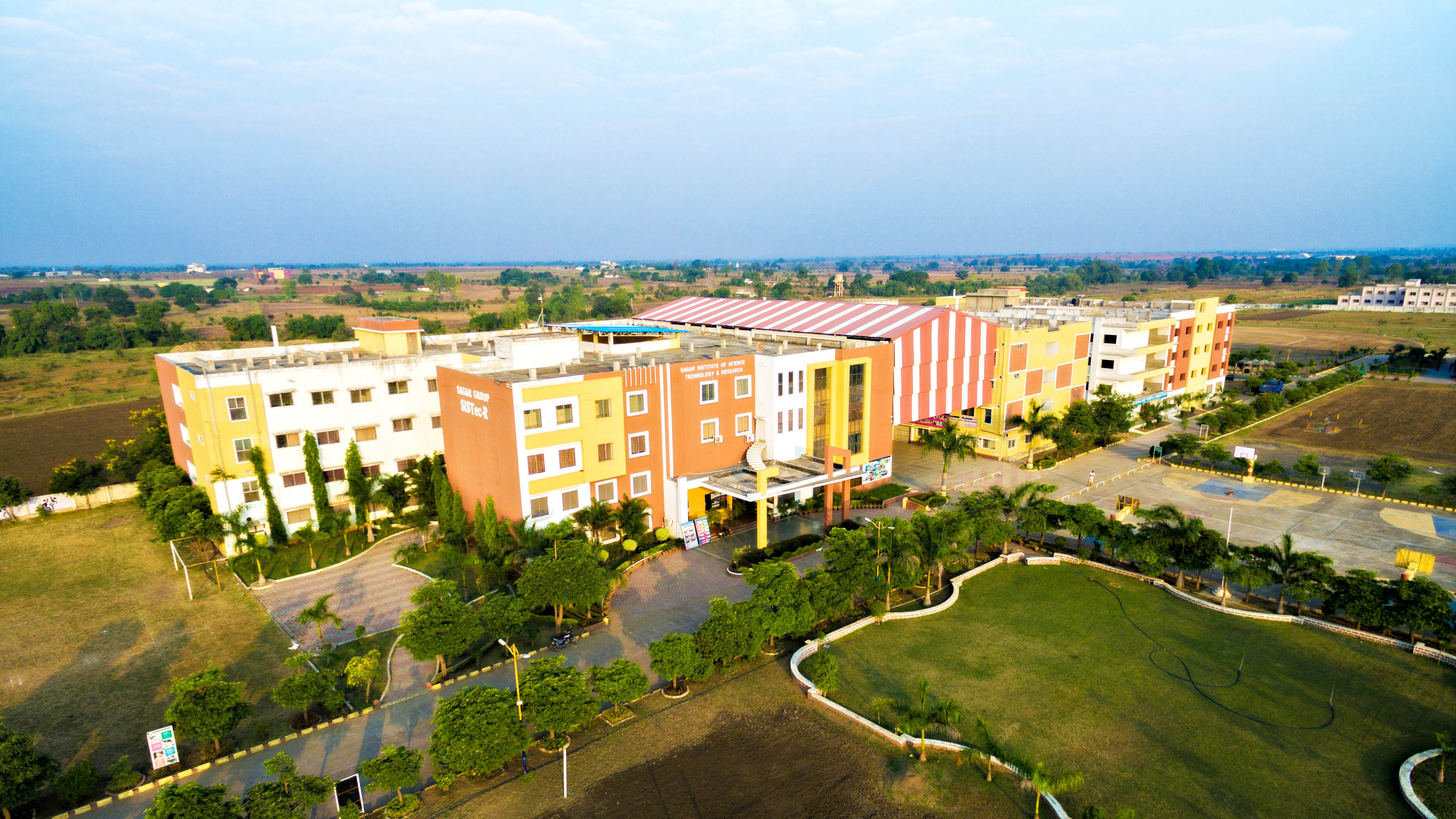Sagar Institute of Science and Technology (SISTec) Campus View