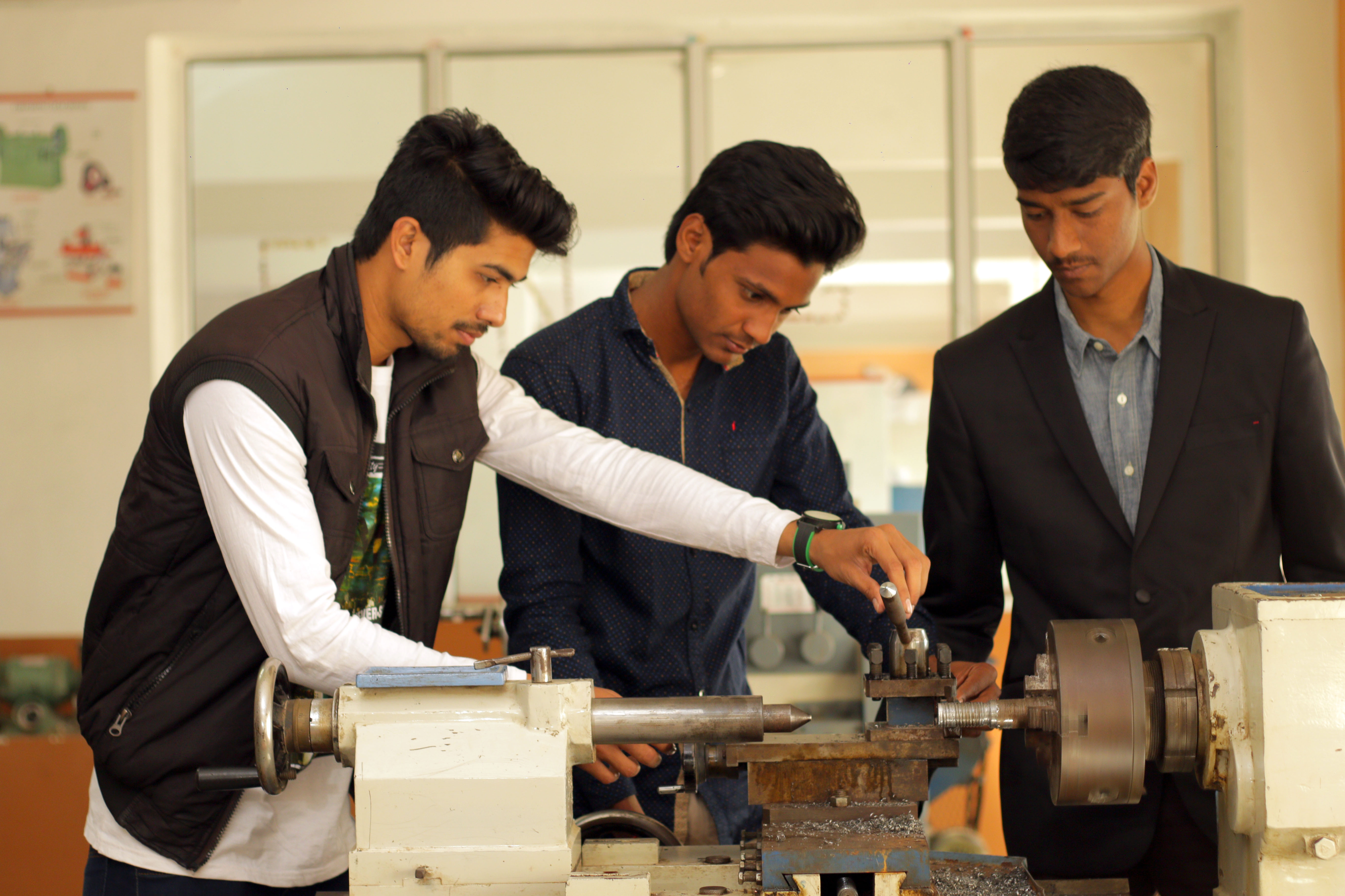Sagar Institute of Science and Technology (SISTec) Labs(1)
