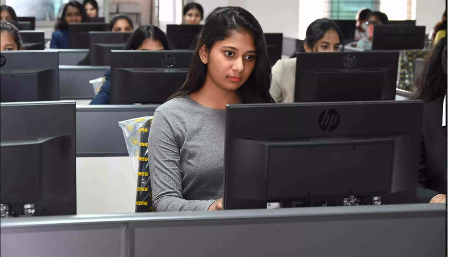 School of Innovation and Management (SOIM) Labs