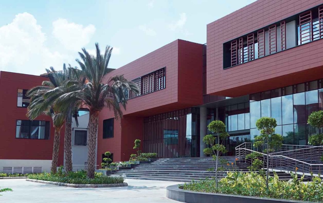 Sparsh Global Business School Campus Building(1)