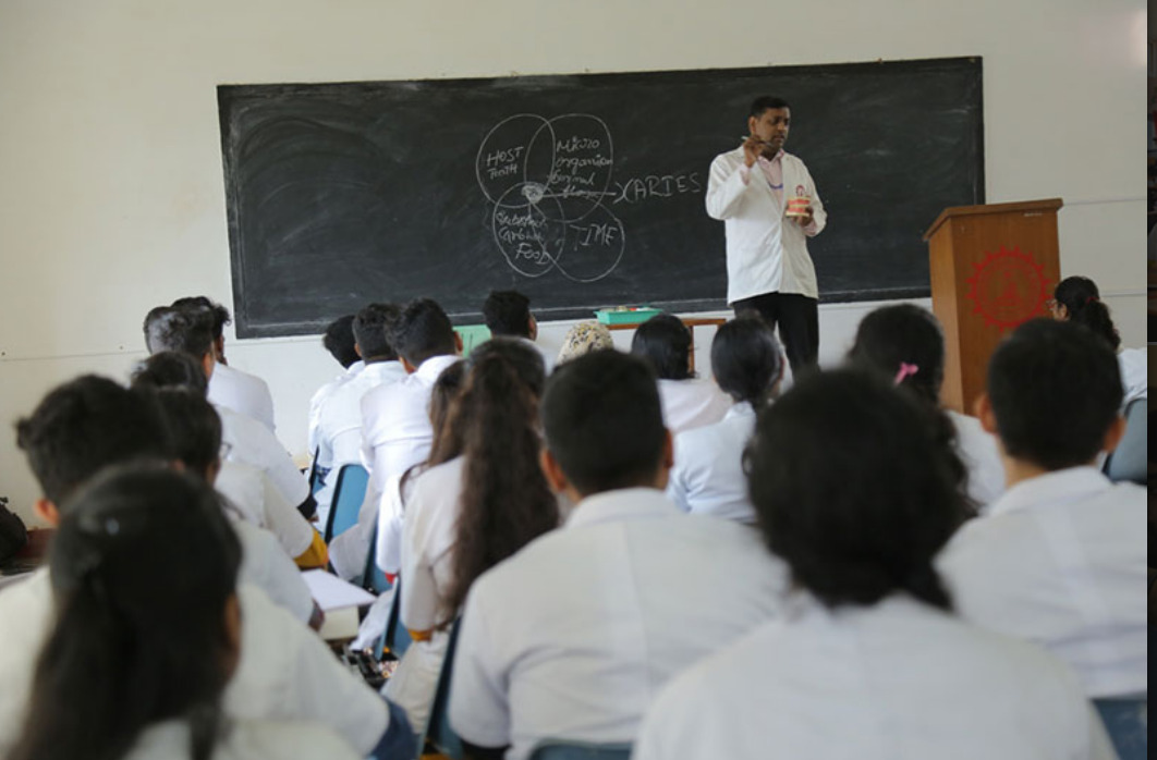 Sri Siddhartha Academy of Higher Education Classroom(2)