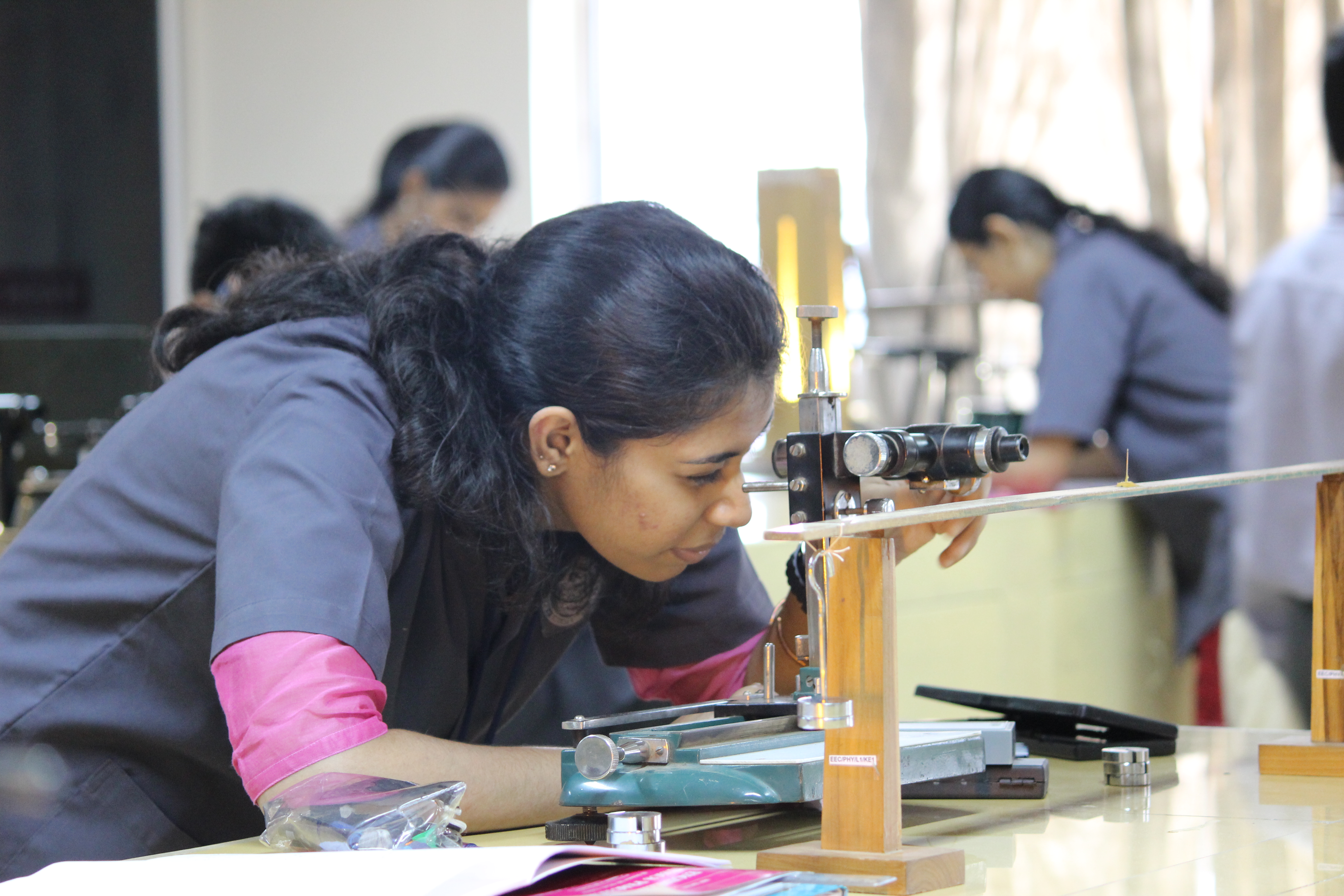 SRM Easwari Engineering College Labs(3)