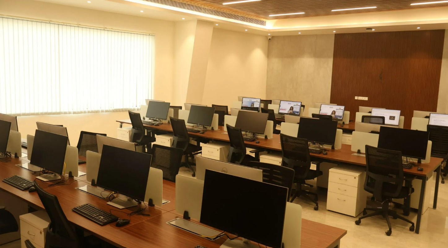 SRM Ramapuram Labs(7)