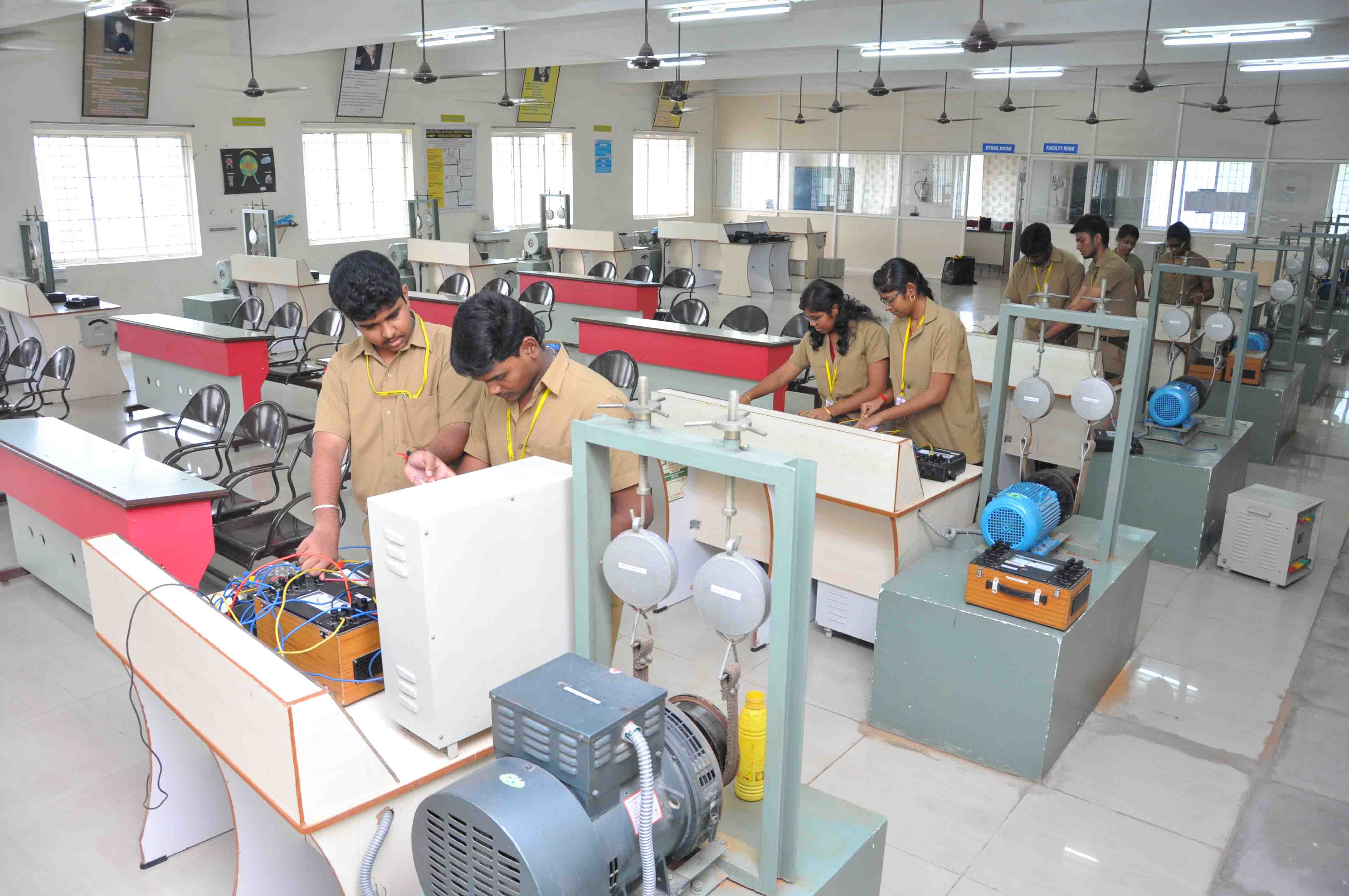 SRM TRP Engineering College Labs(3)
