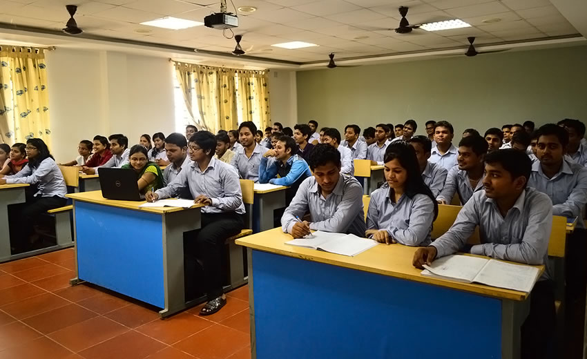 Srusti Academy of Management Classroom