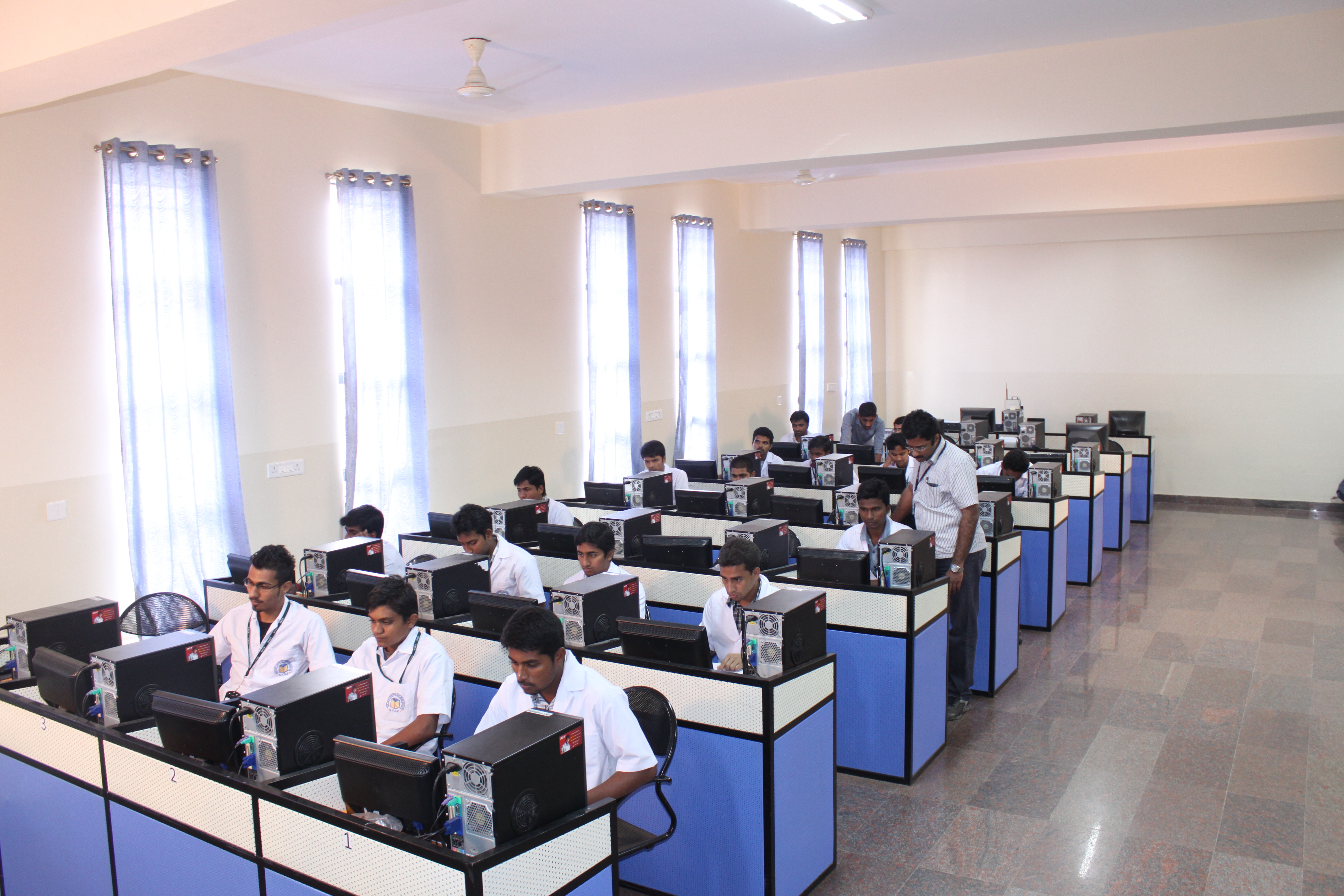 SVCE - Sri Venkateshwara College of Engineering Labs(8)