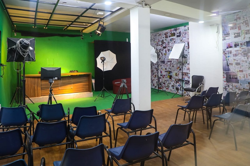 Take One School of Mass Communication Labs(2)