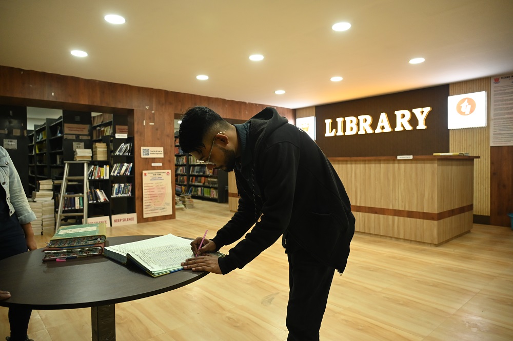 Techno International New Town Library(3)