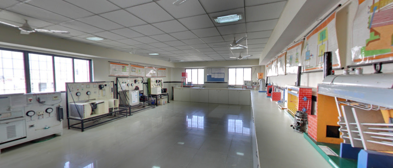 Thakur Polytechnic Labs(4)