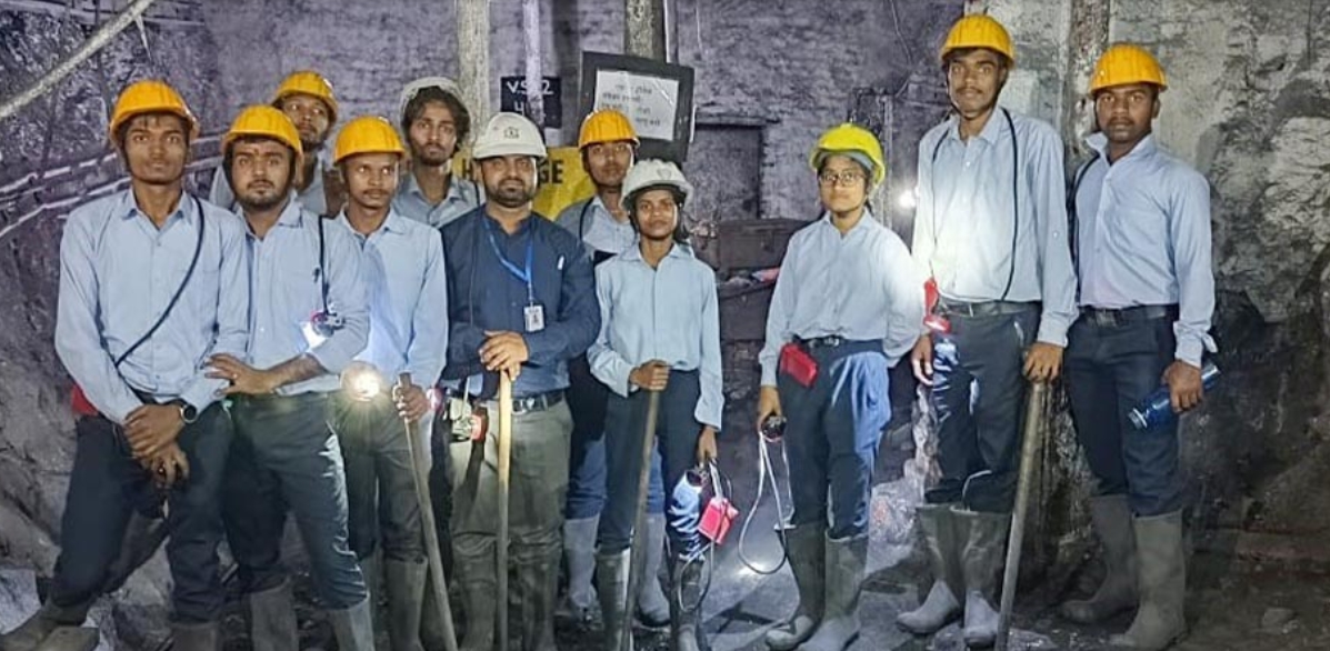 ICFAI University Jharkhand Industrial Visit