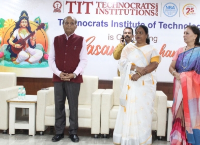 Technocrats Institute of Technology Campus Building(3)