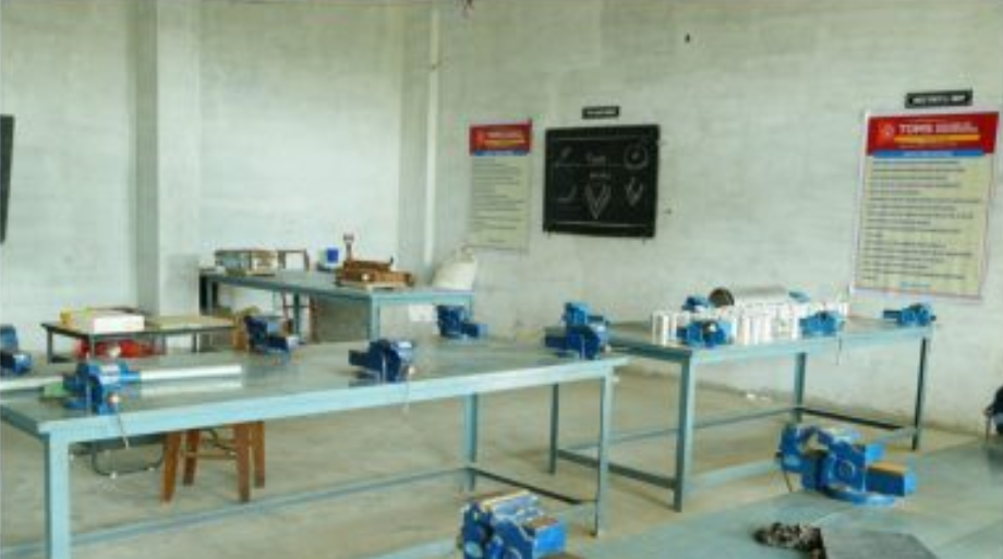 TOMS College of Engineering and Polytechnic Labs(1)