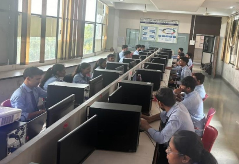 Tulsiramji Gaikwad-Patil College of Engineering and Technology Others(10)