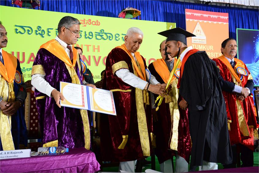 Tumkur University Convocation