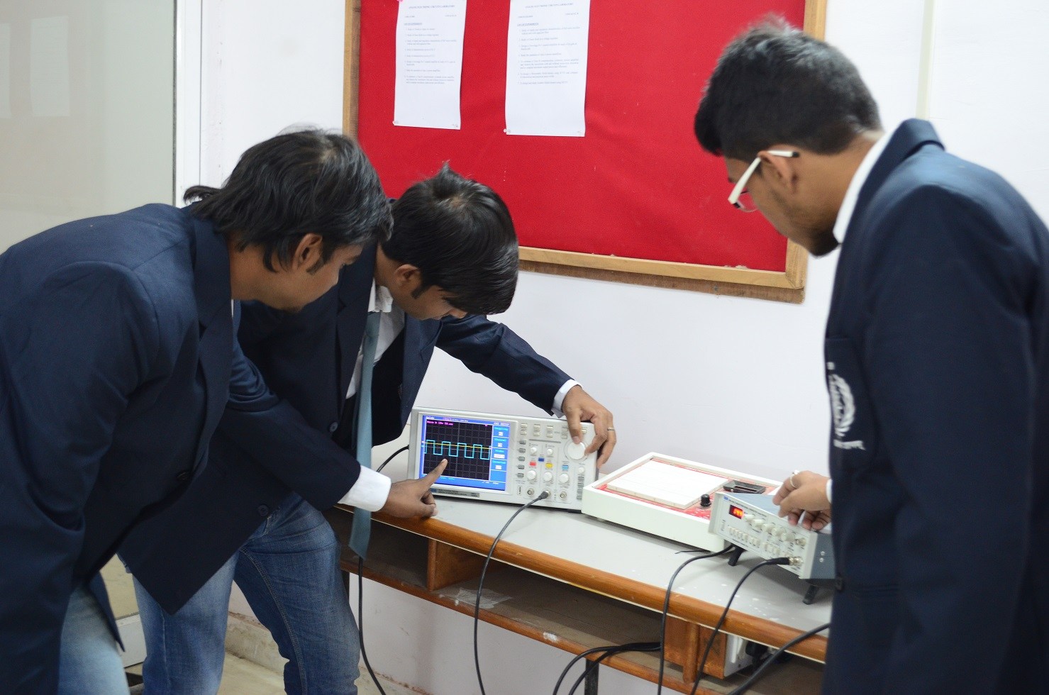 UEM Kolkata Labs(3)