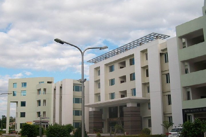 United Institute of Technology Campus Building(1)