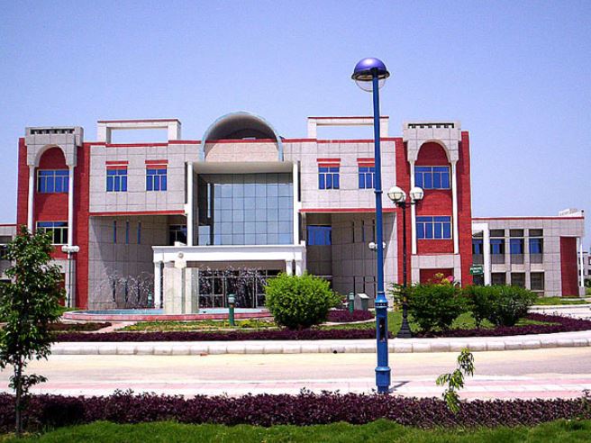 UIET Campus Building