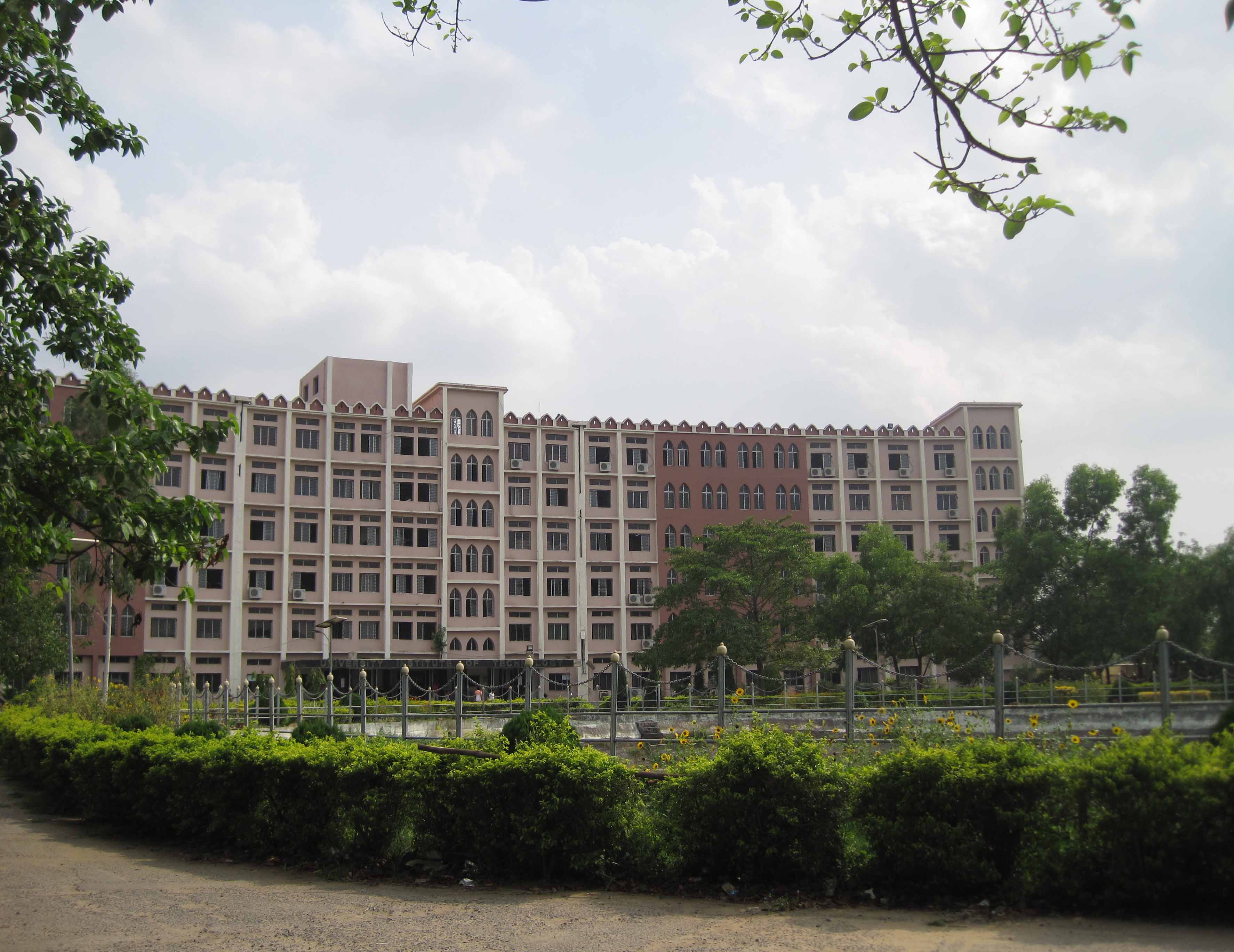 University Institute of Technology Campus Building