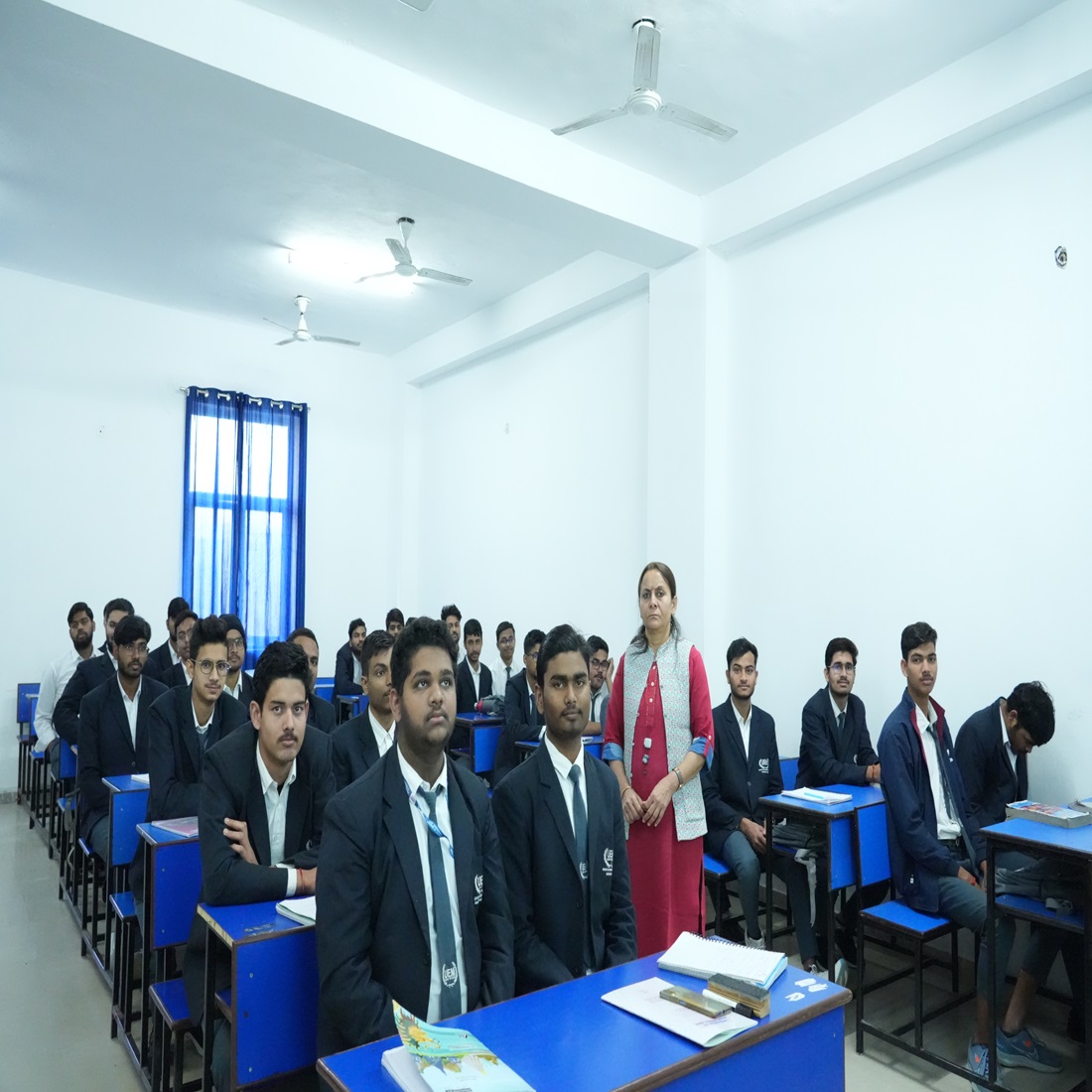 UEM Jaipur Classroom(3)