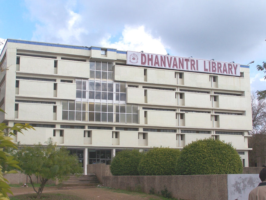 University of Jammu Library(1)