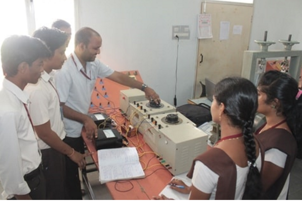 Vasireddy Venkatadri International Technological University Labs(3)