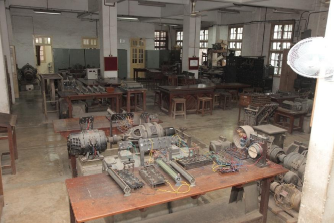 VJTI Mumbai Labs(3)