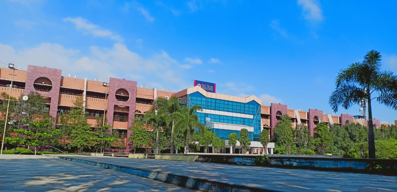 Vel Tech Main Building(2)
