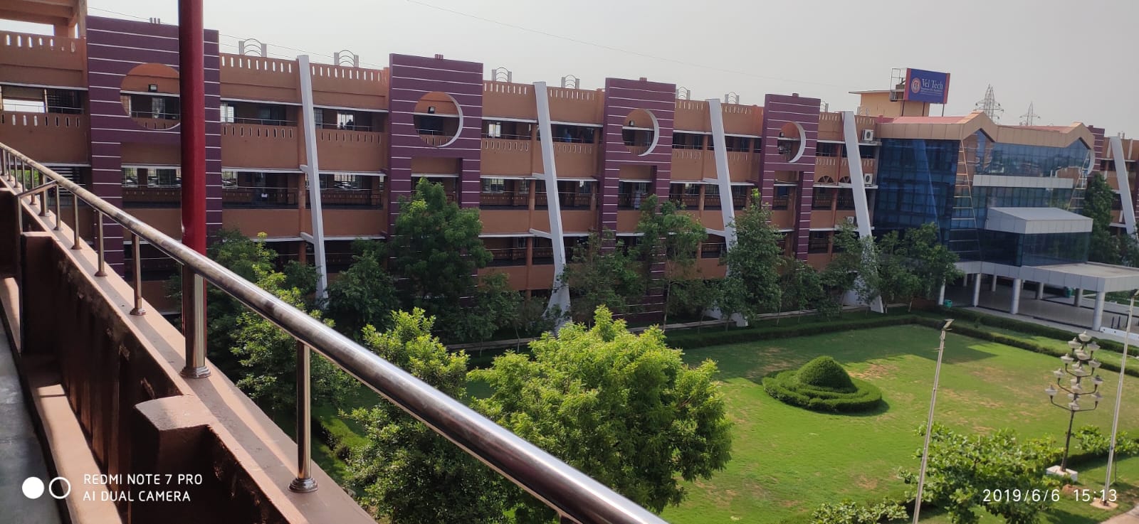 Vel Tech Campus View(6)